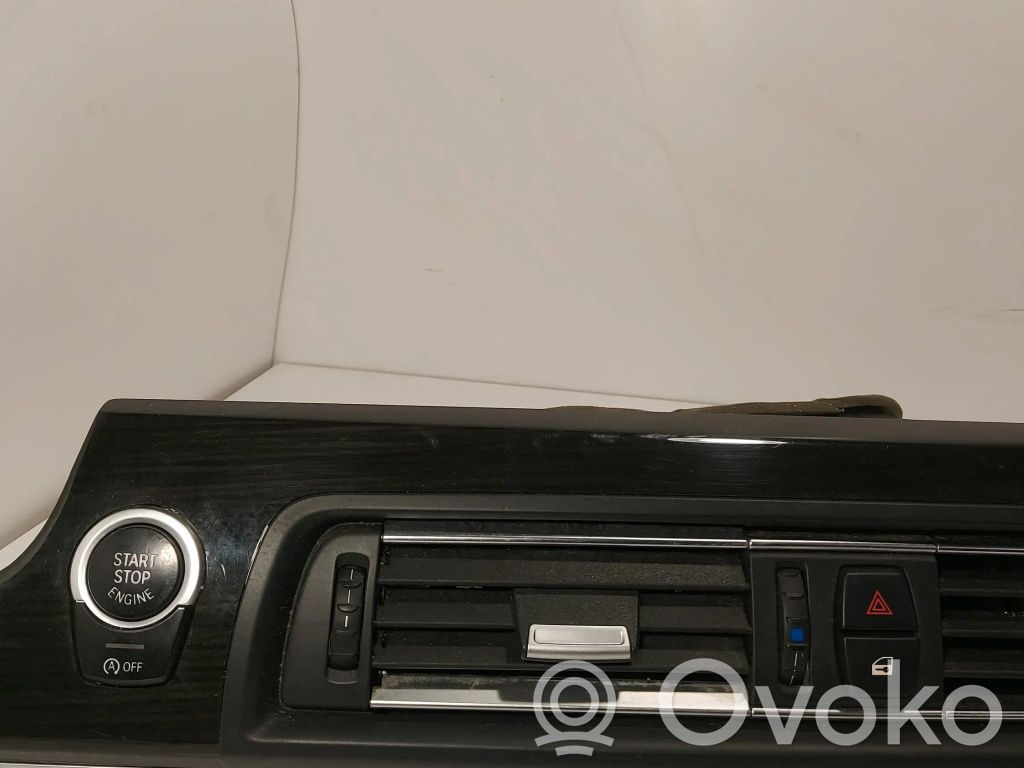 BMW 5 F10 F11 Griglia di ventilazione centrale cruscotto 