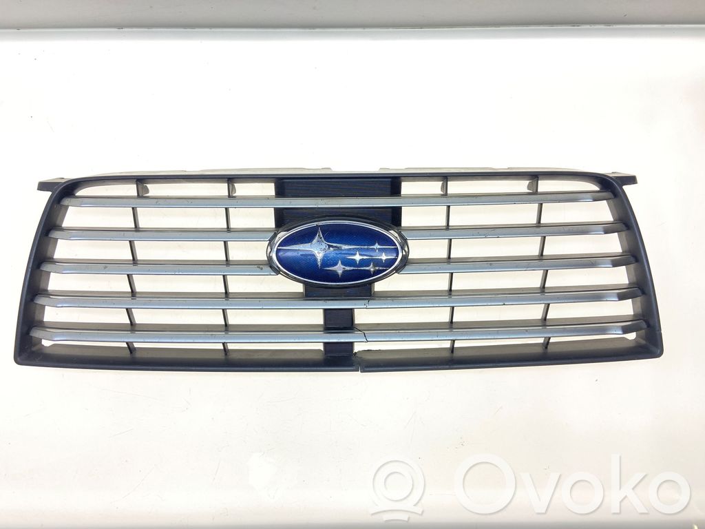 Subaru Forester SG Etupuskurin ylempi jäähdytinsäleikkö 