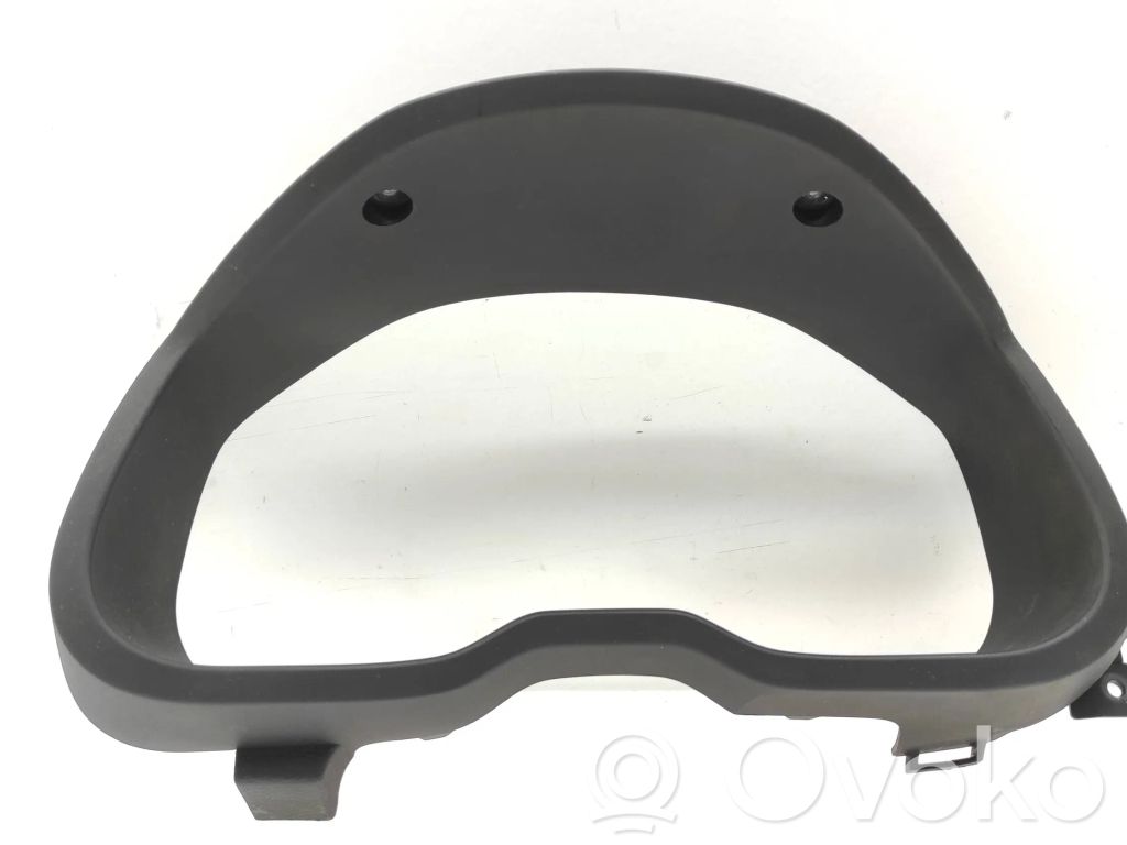 Subaru Legacy Dashboard trim 
