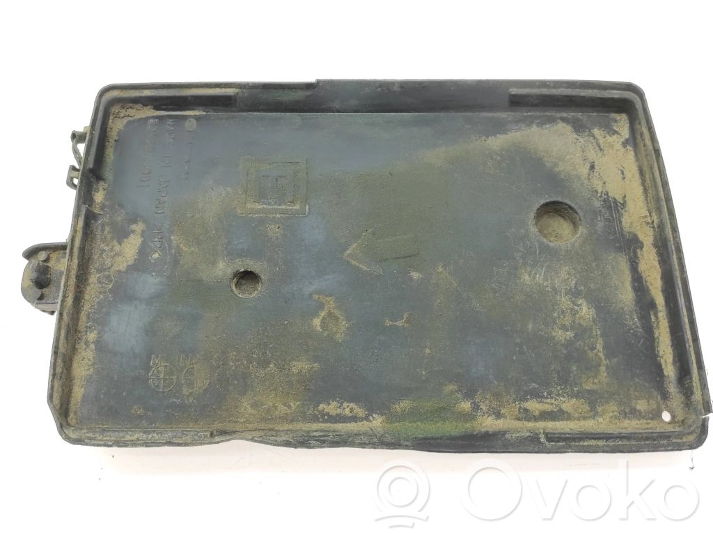 Subaru Legacy Batteriegestell 