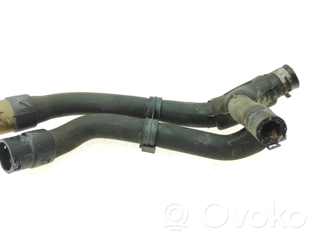 Opel Corsa C Mazā radiatora caurulīte (-es) / šļūtene (-es) 