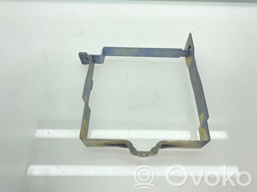 Volkswagen Golf VIII Bridă fixare baterie 