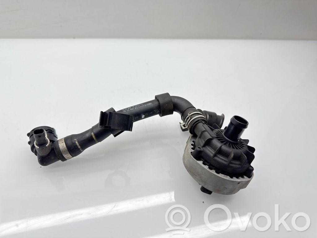 Volkswagen PASSAT B8 Electric auxiliary coolant/water pump 