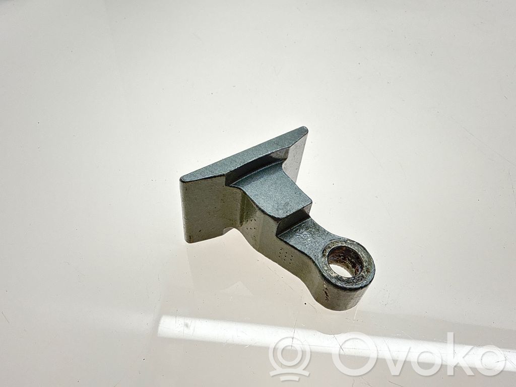 BMW 1 F40 Front door upper hinge 