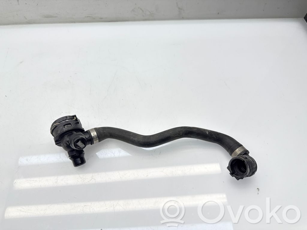 BMW iX Engine coolant pipe/hose 