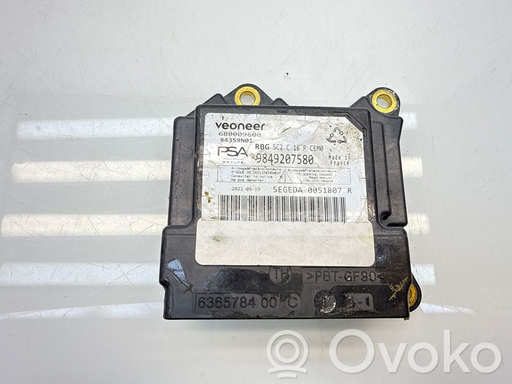 Opel Mokka B Airbag control unit/module 