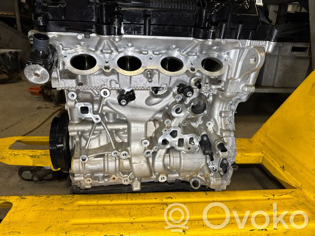 Engine   B48B20A,0122061003584,1997889A,22276831,947025504