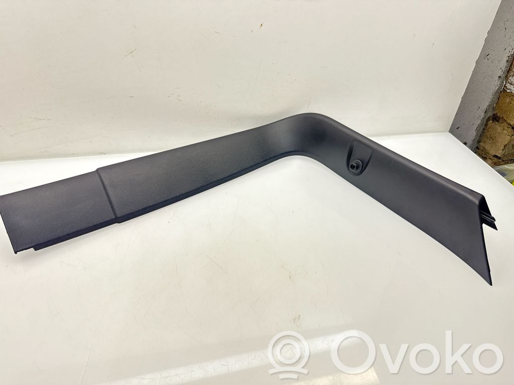 Volvo XC40 Bottom trim 
