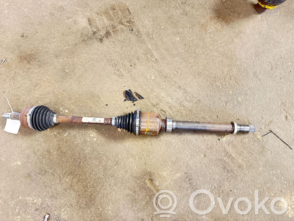 Nissan Juke II F16 Eje de transmisión delantero 