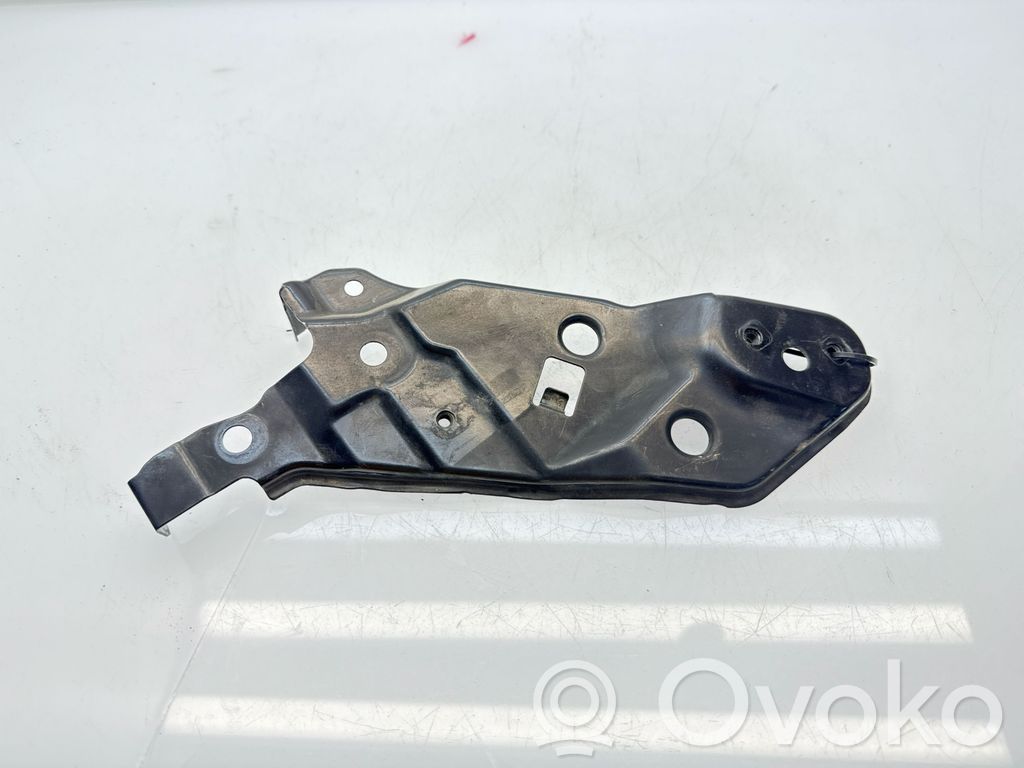 Cupra Formentor Headlight/headlamp mounting bracket 