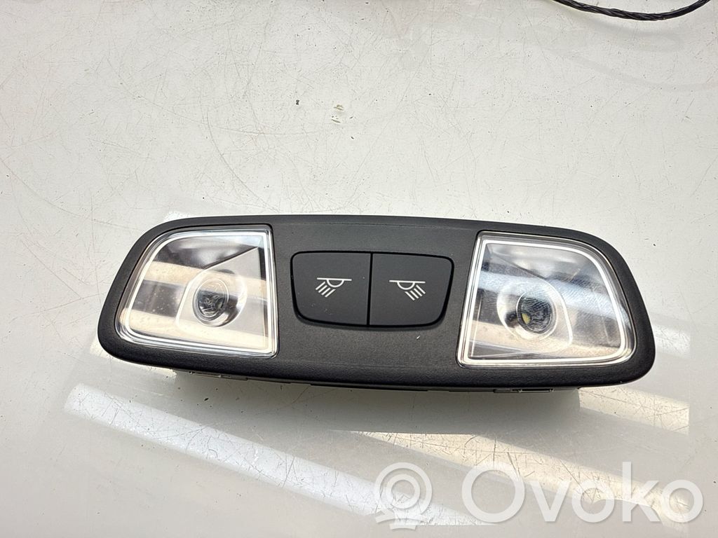 Audi A3 S3 8V Takaistuimen valo 
