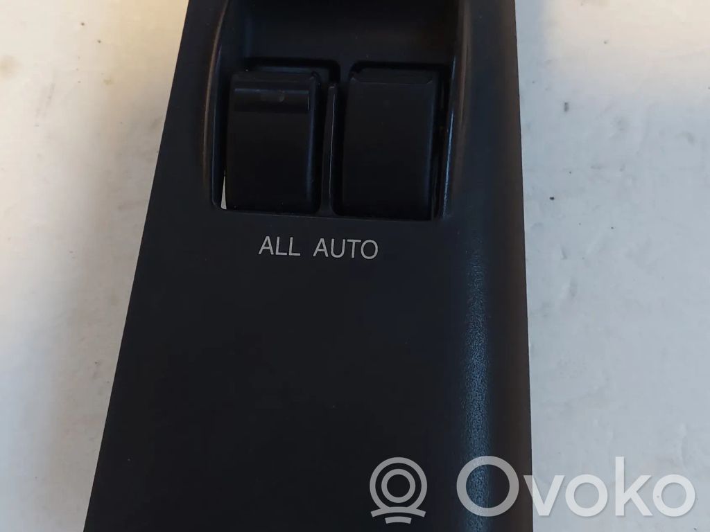 Toyota Corolla E120 E130 Electric window control switch 