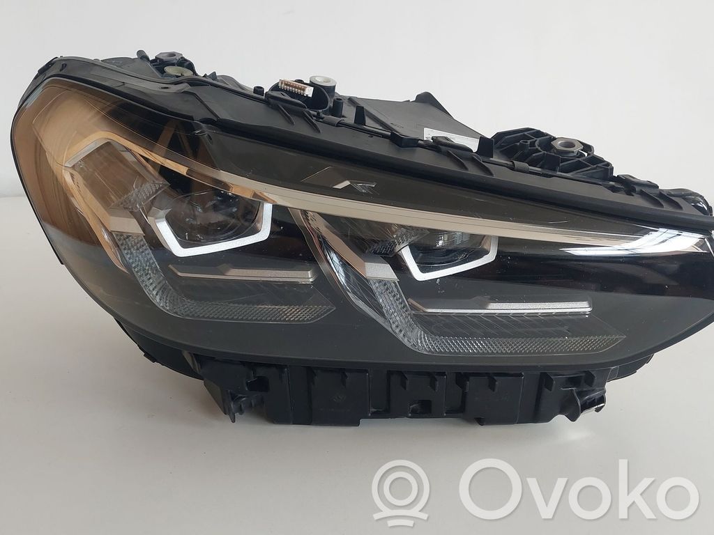 BMW X3 G01 Lampa przednia 