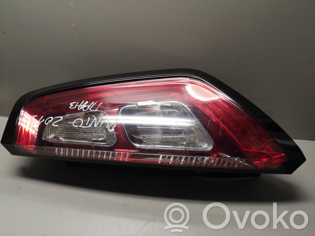 Fiat Punto (199) Luz trasera/de freno 