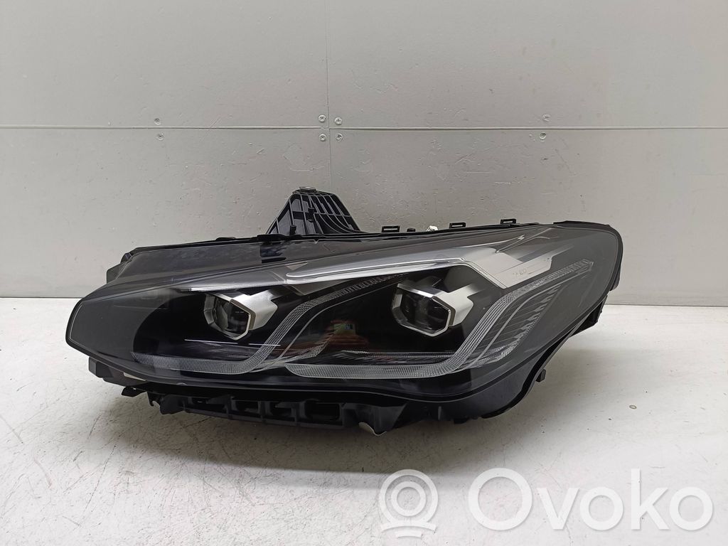 BMW 2 Active Tourer U06 Headlight/headlamp 