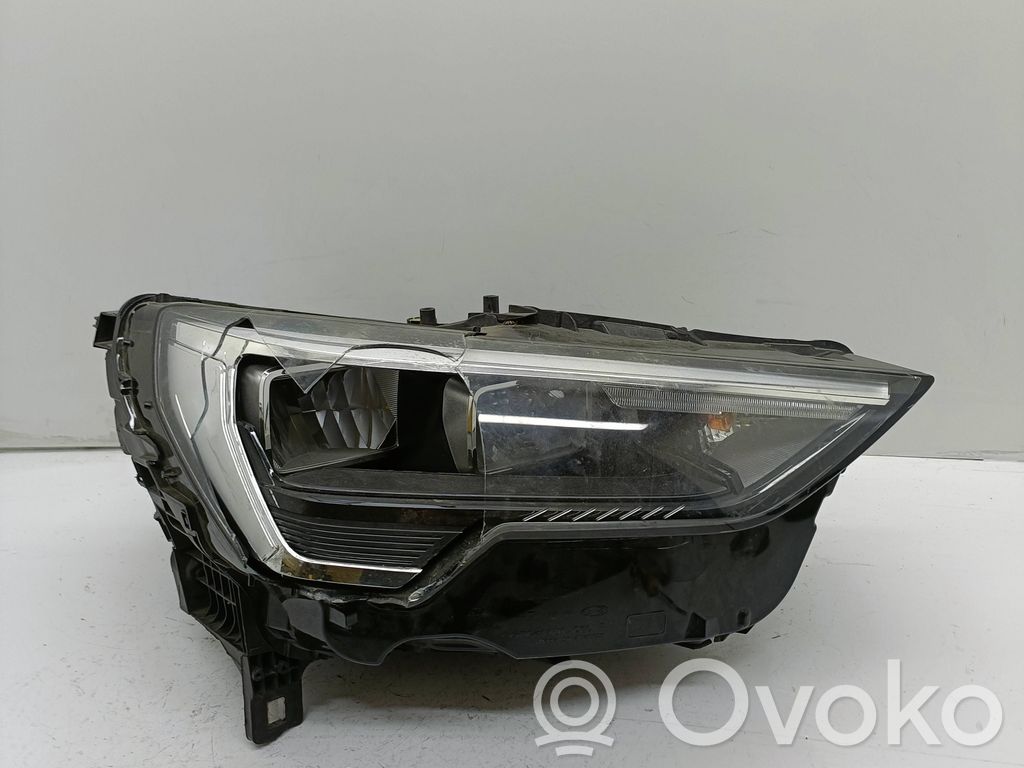 Audi Q3 F3 Scheinwerfer 