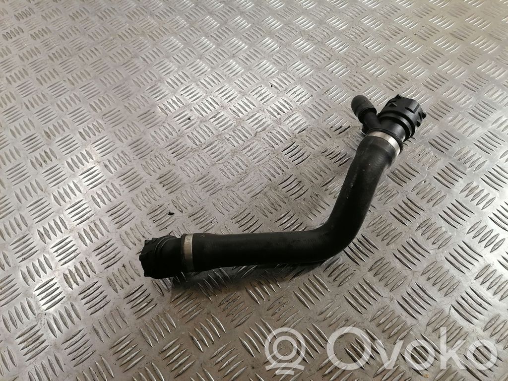 BMW 5 E60 E61 Engine coolant pipe/hose 