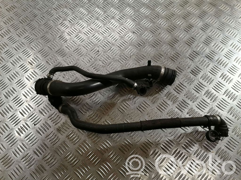 BMW 5 E60 E61 Engine coolant pipe/hose 