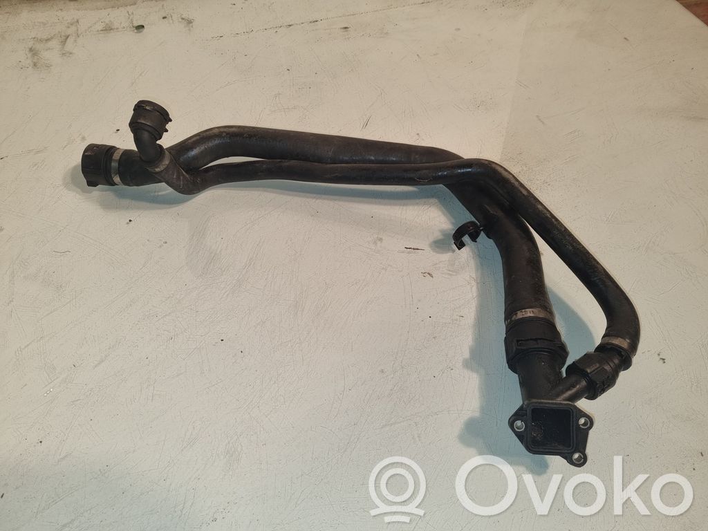 BMW X5 E70 Engine coolant pipe/hose 