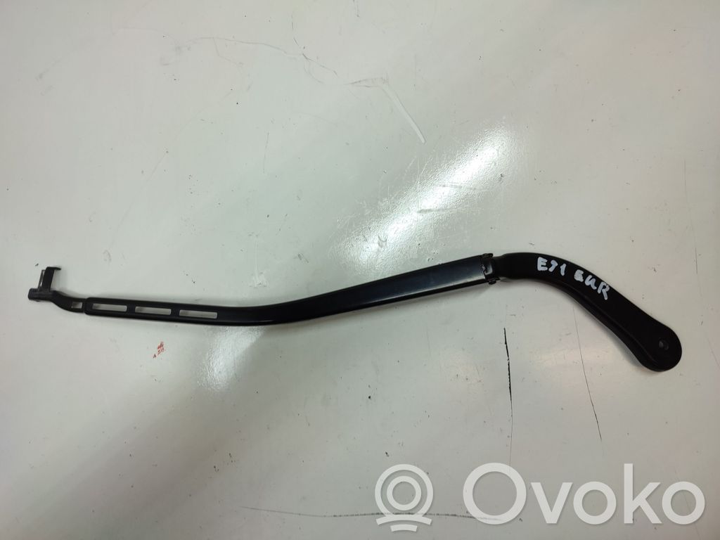 BMW 3 E90 E91 Front wiper blade arm 