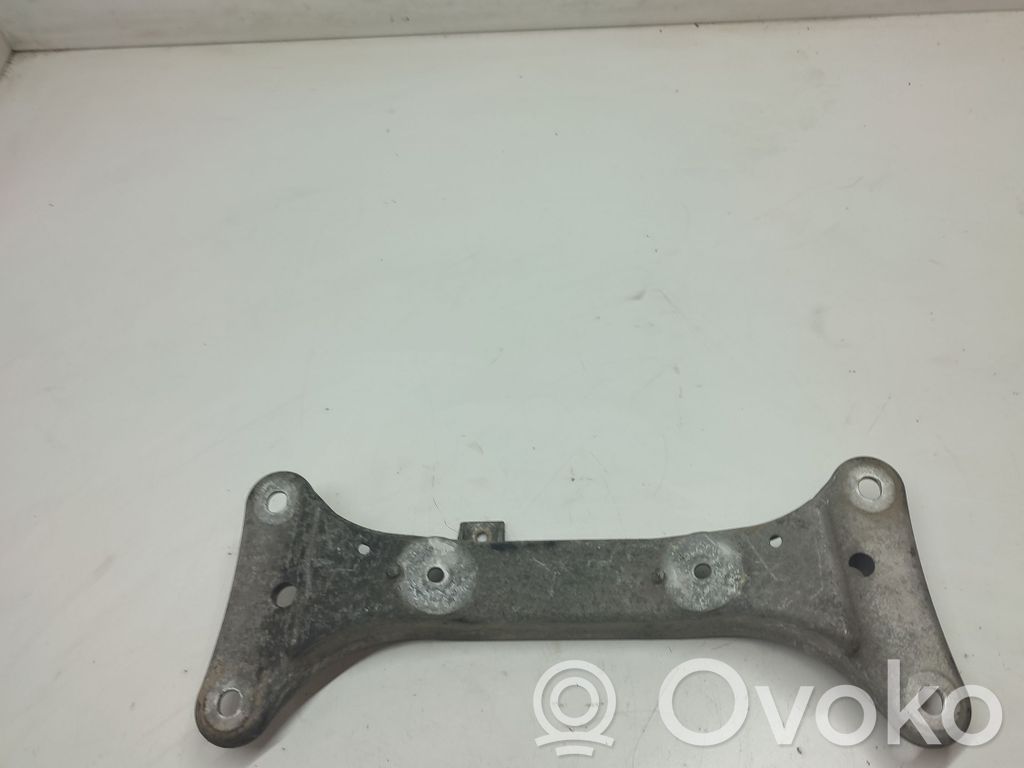 BMW 3 E90 E91 Gearbox mounting bracket 