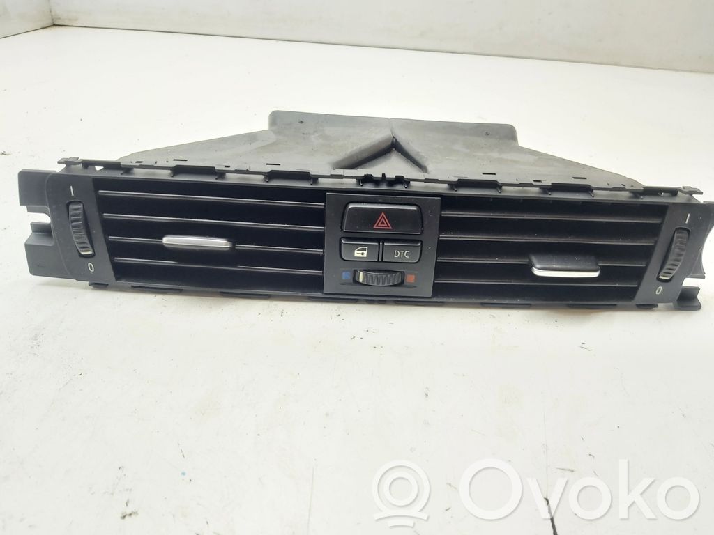 Rejilla de ventilación central del panel   9130464