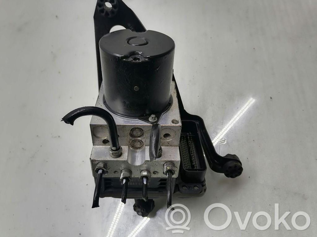 BMW X5 E70 ABS Pump 