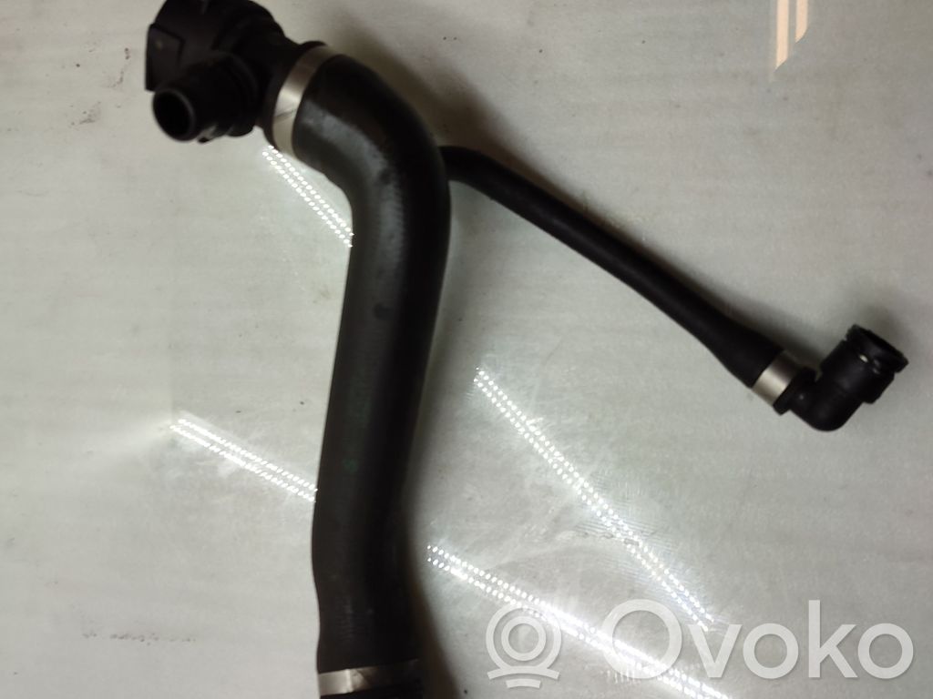 BMW 3 E90 E91 Engine coolant pipe/hose 