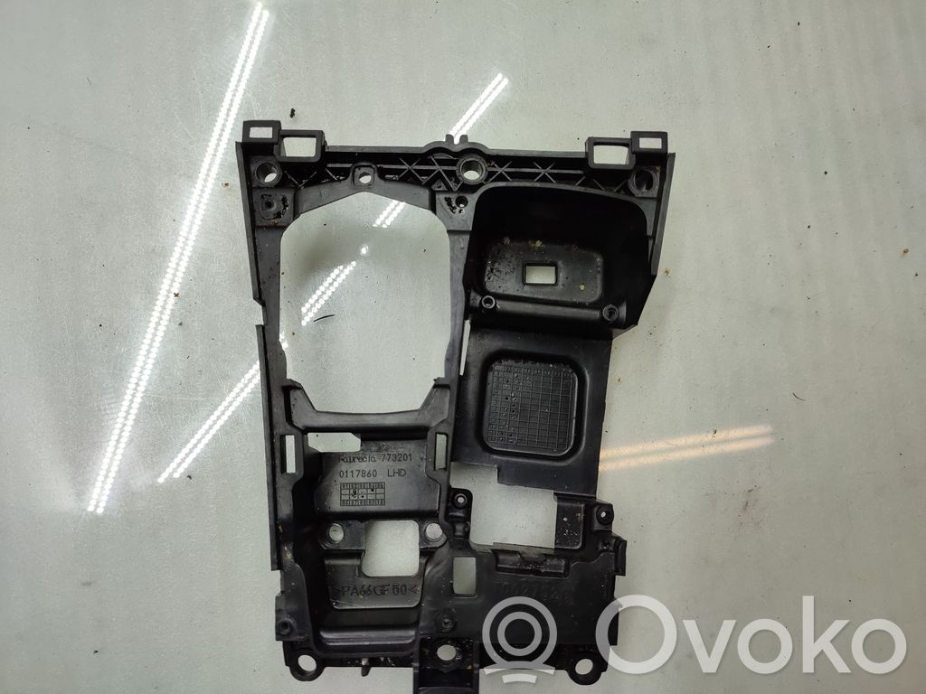 BMW X5 E70 Gear shifter surround trim plastic 