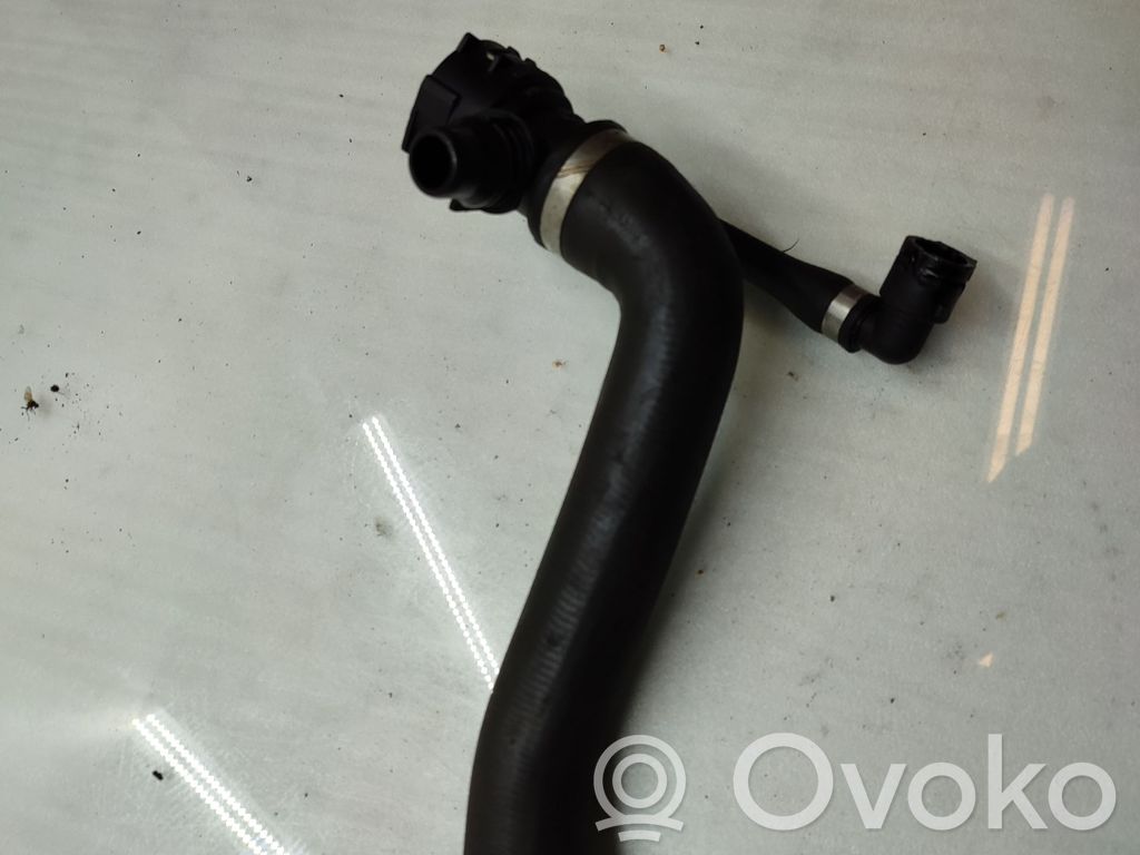 BMW 1 E81 E87 Engine coolant pipe/hose 