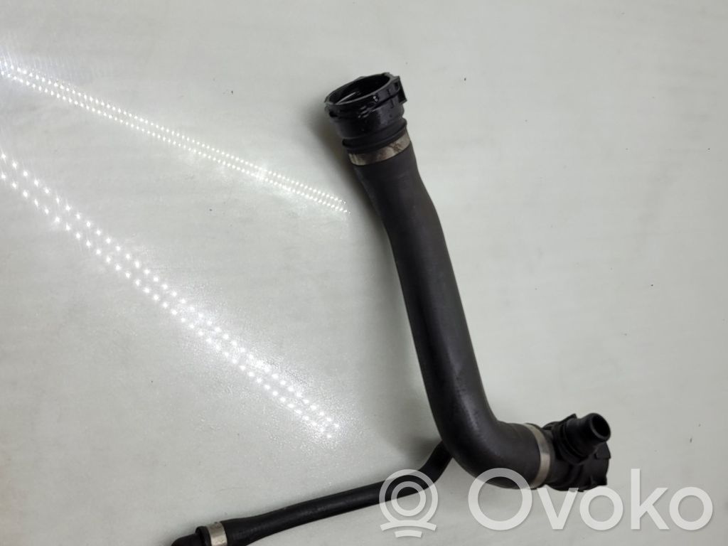 BMW 1 E81 E87 Engine coolant pipe/hose 