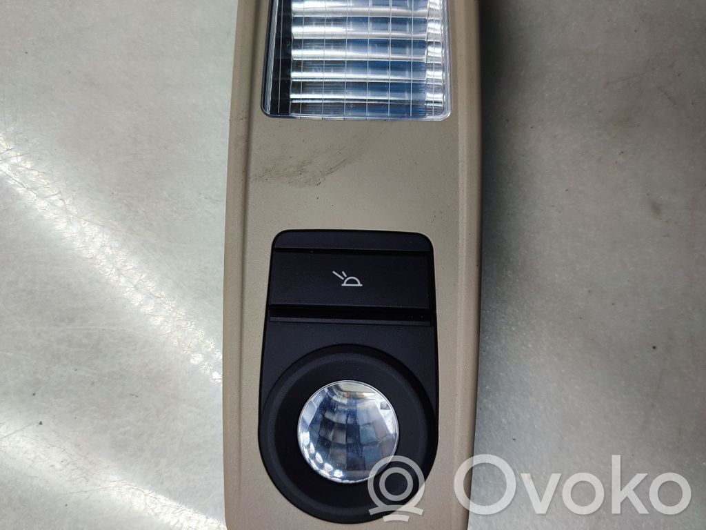 BMW 5 F10 F11 Wewnętrzna lampka bagażnika 