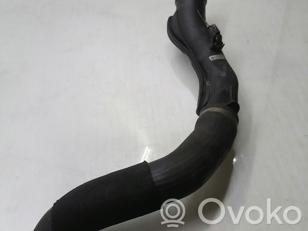 BMW X5 E70 Air intake hose/pipe 