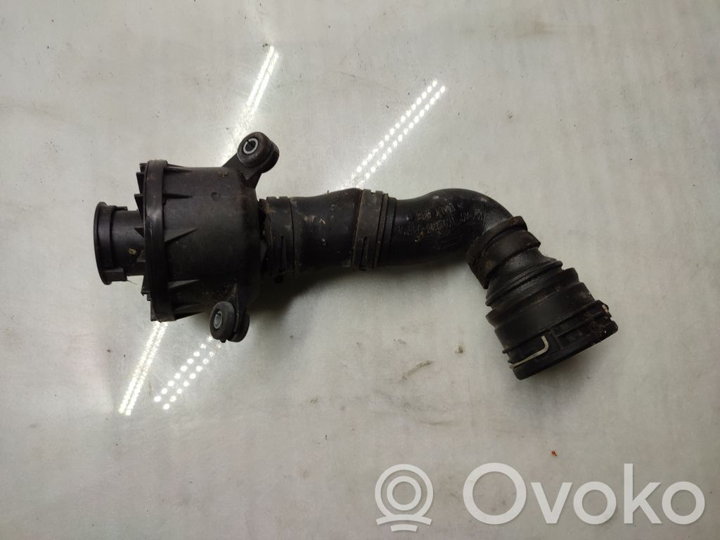 Volkswagen Jetta V Intake resonator 