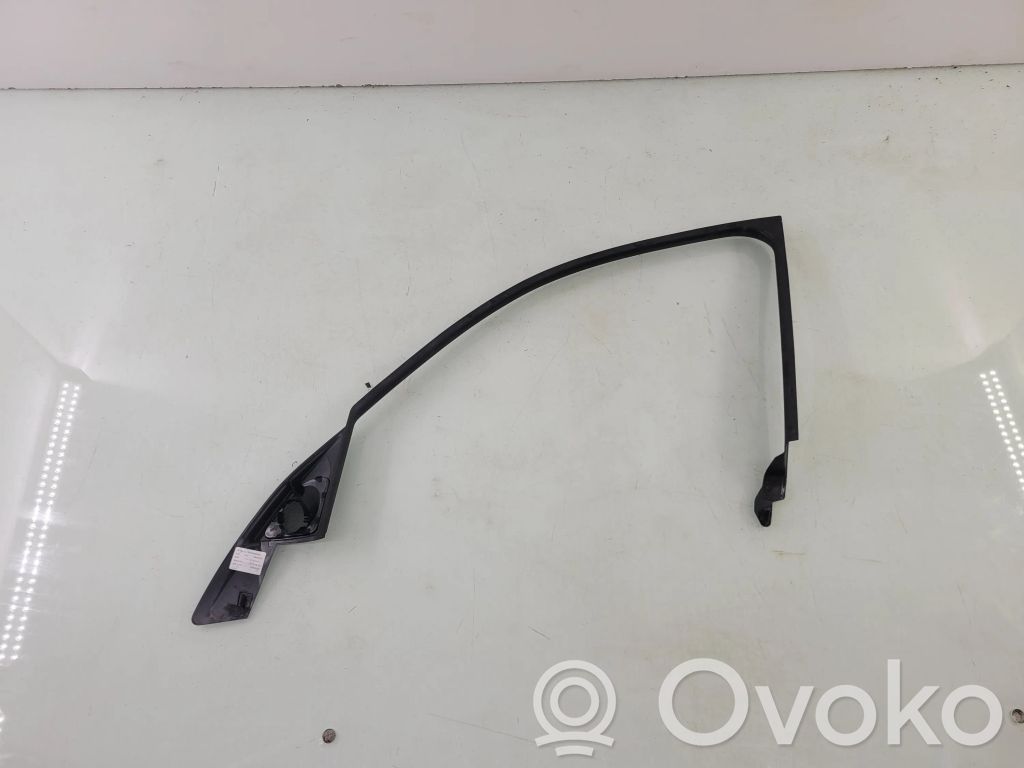 BMW X1 E84 Muu etuoven verhoiluelementti 