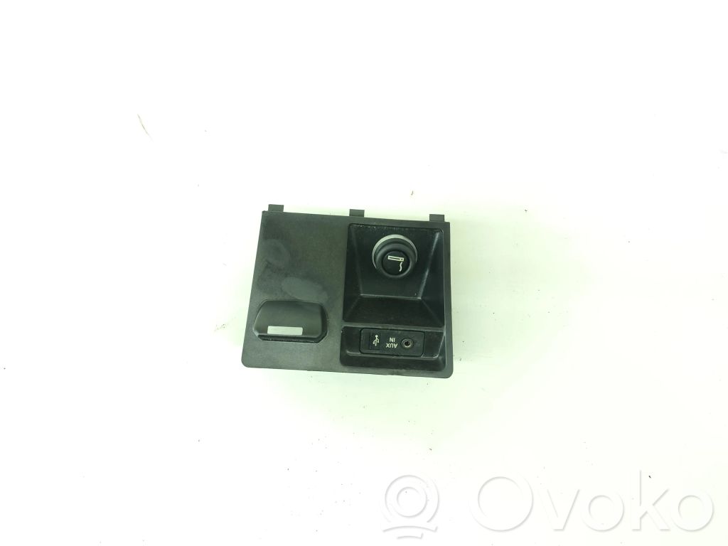 BMW X5 E70 Other center console (tunnel) element 
