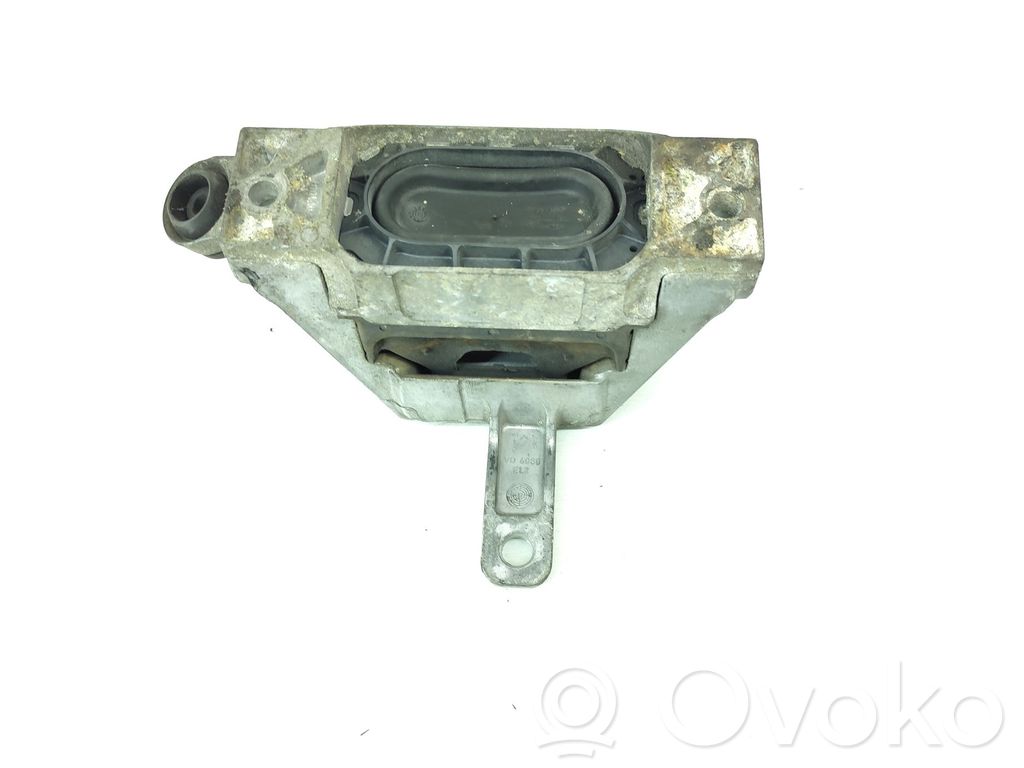 Opel Insignia A Engine mount bracket 