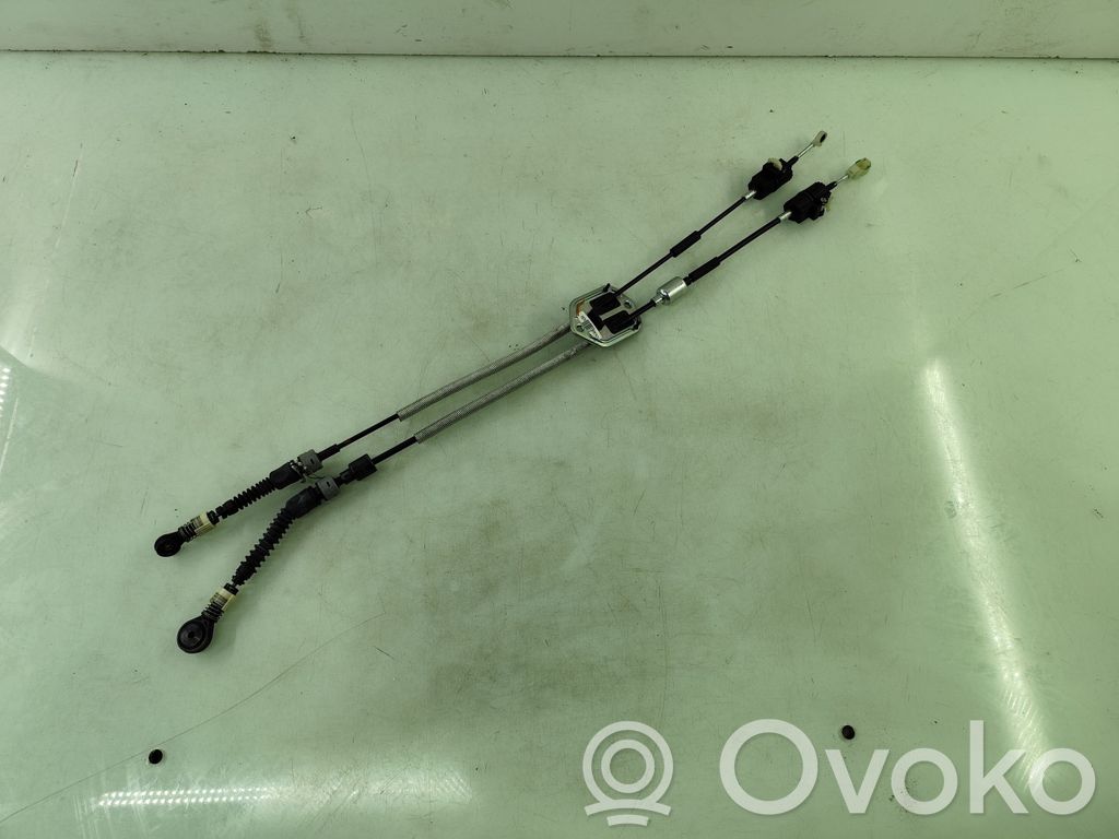 Hyundai i30 Gear shift cable linkage 