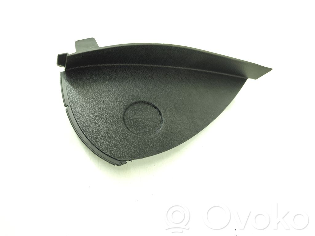 BMW 1 E81 E87 Dashboard side end trim 