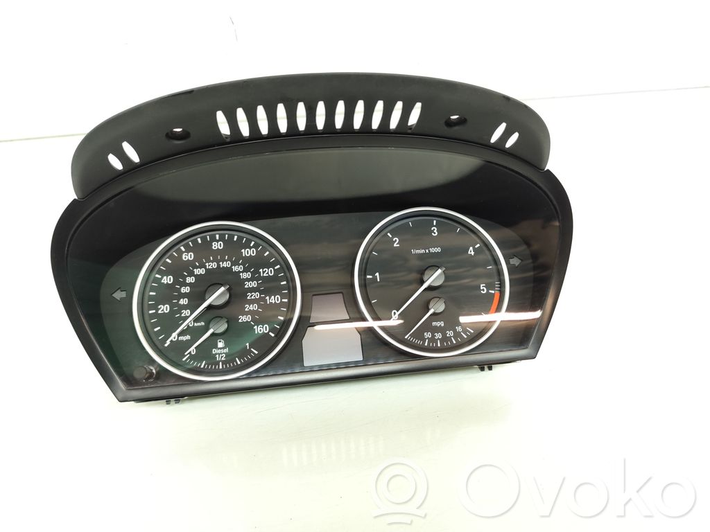 BMW X5 E70 Speedometer (instrument cluster) 