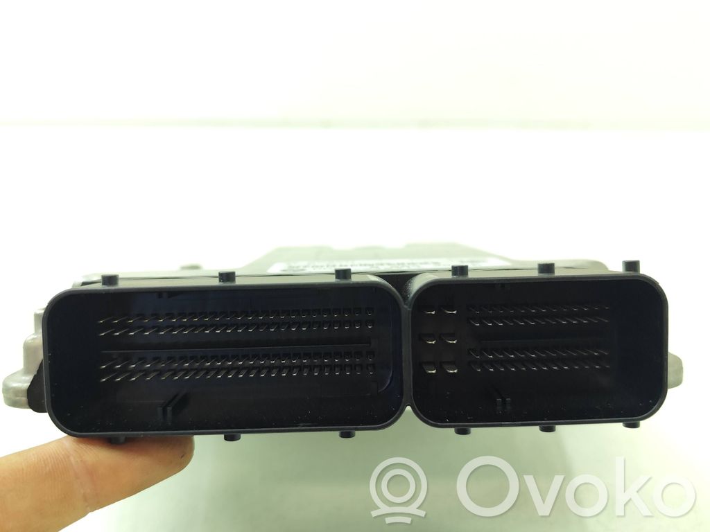 BMW X5 F15 Engine control unit/module 