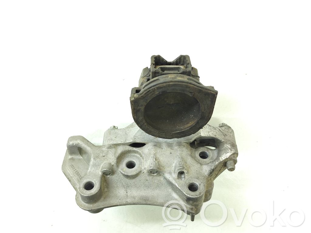 Opel Corsa F Engine mounting bracket 