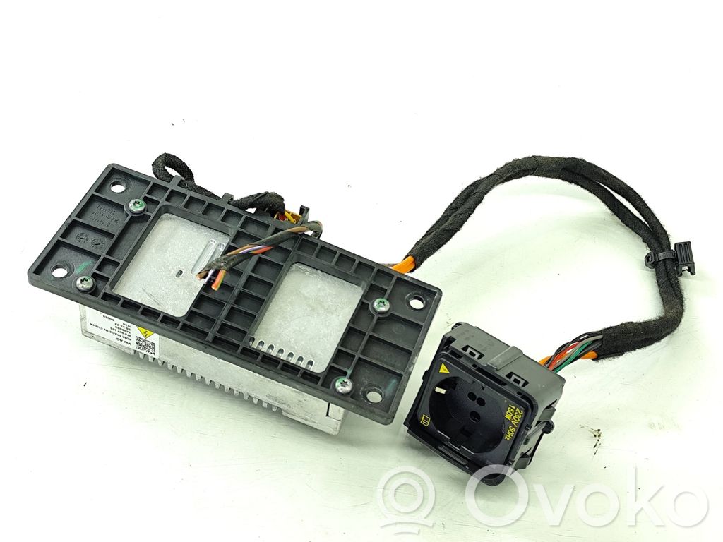 Skoda Enyaq iV Voltage converter inverter 