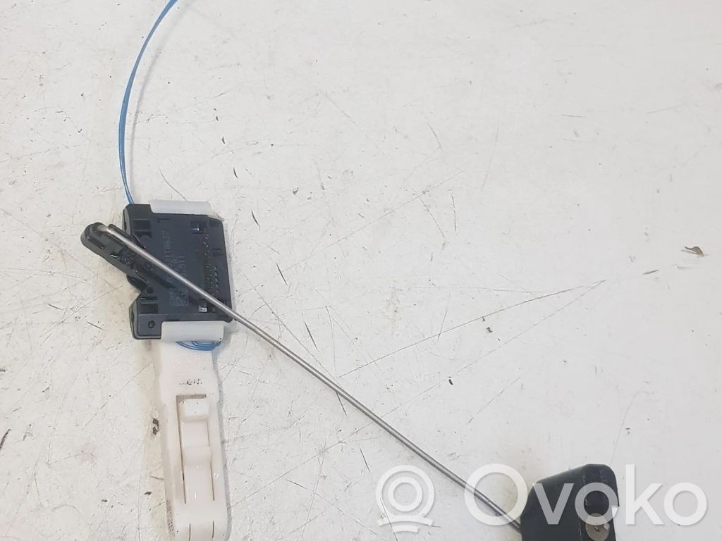 Audi Q7 4L Sensor de nivel de combustible 