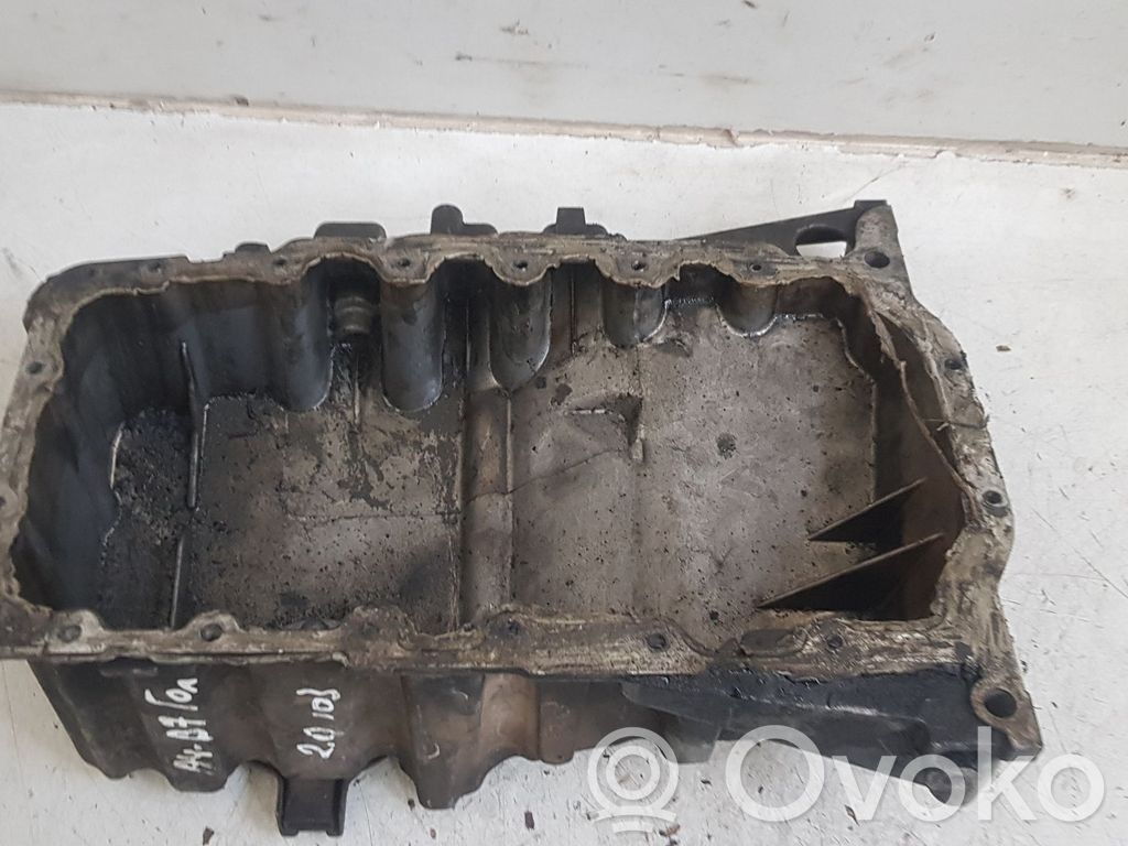 Audi A4 S4 B7 8E 8H Öljypohja 