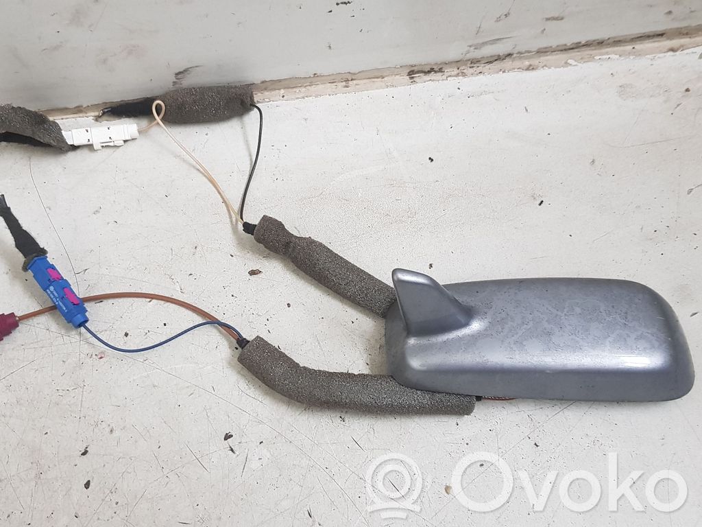 Audi A8 S8 D3 4E Radion antenni 