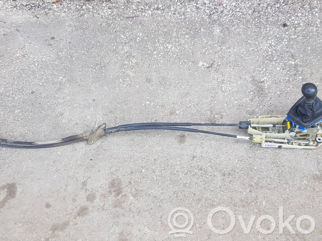 Volvo V70 Gear shifter/selector 