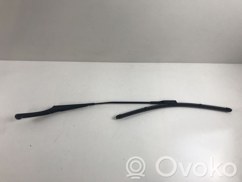 Audi A4 S4 B8 8K Escobilla del limpiaparabrisas, delantero 