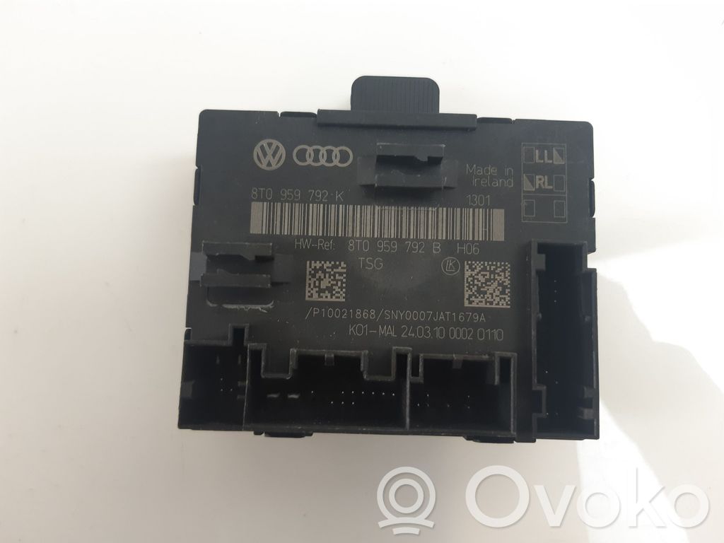 Audi A5 8T 8F Door control unit/module 