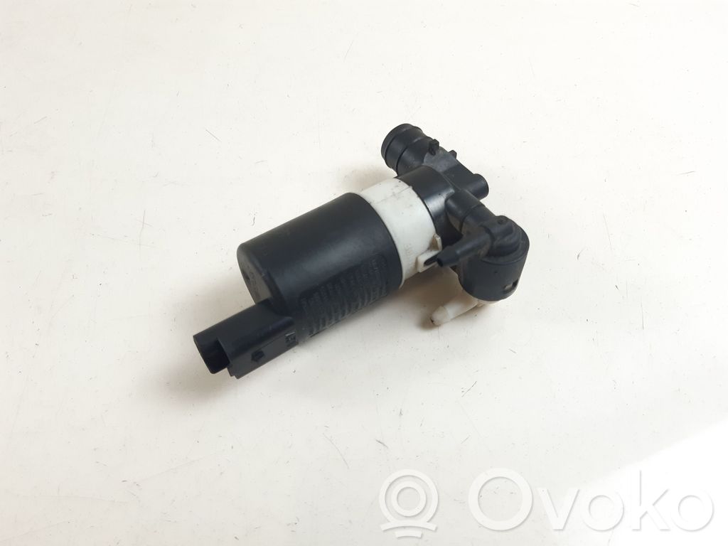 Citroen C4 Grand Picasso Windscreen/windshield washer pump 